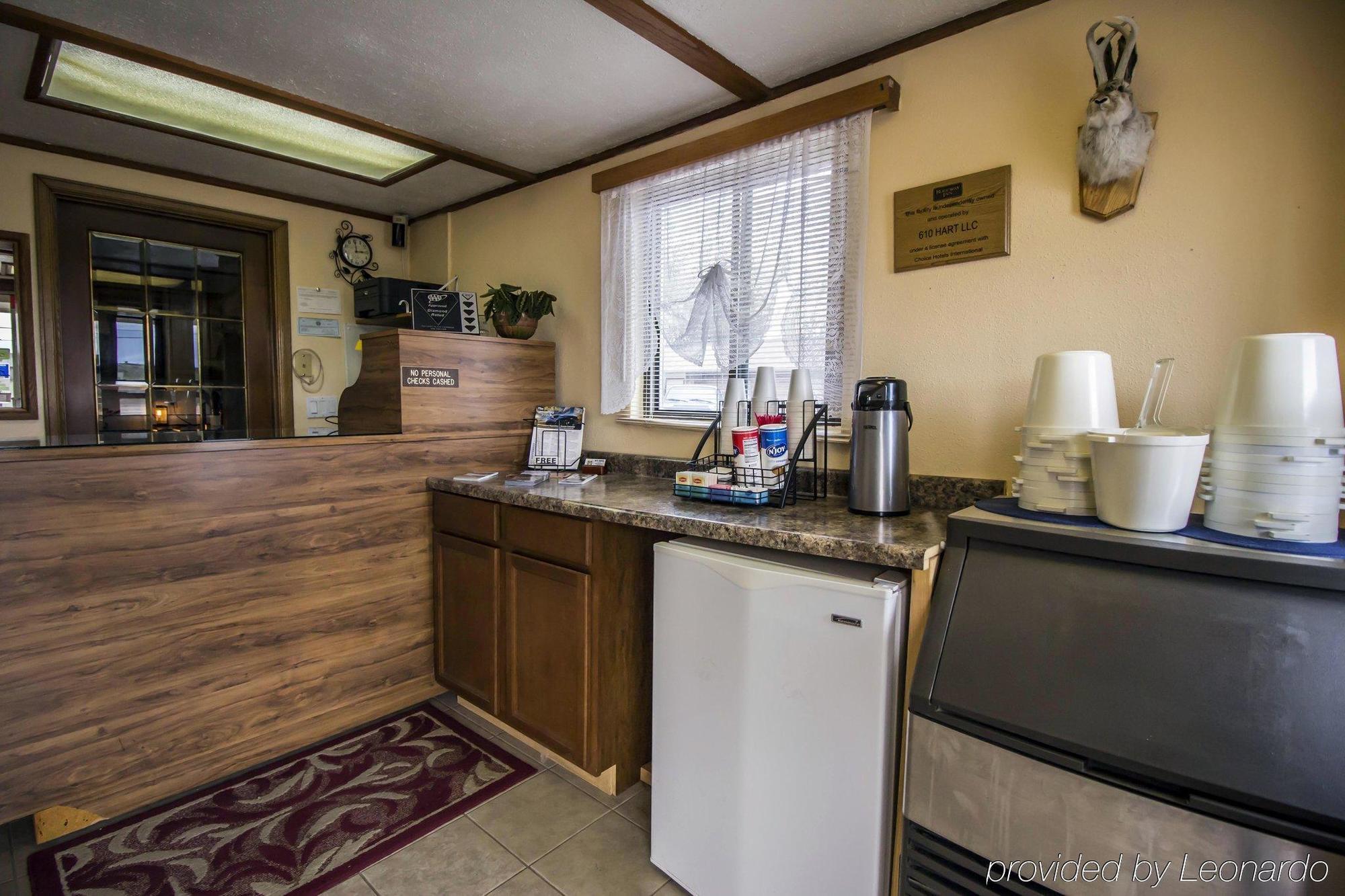 Rodeway Inn Buffalo Bagian luar foto