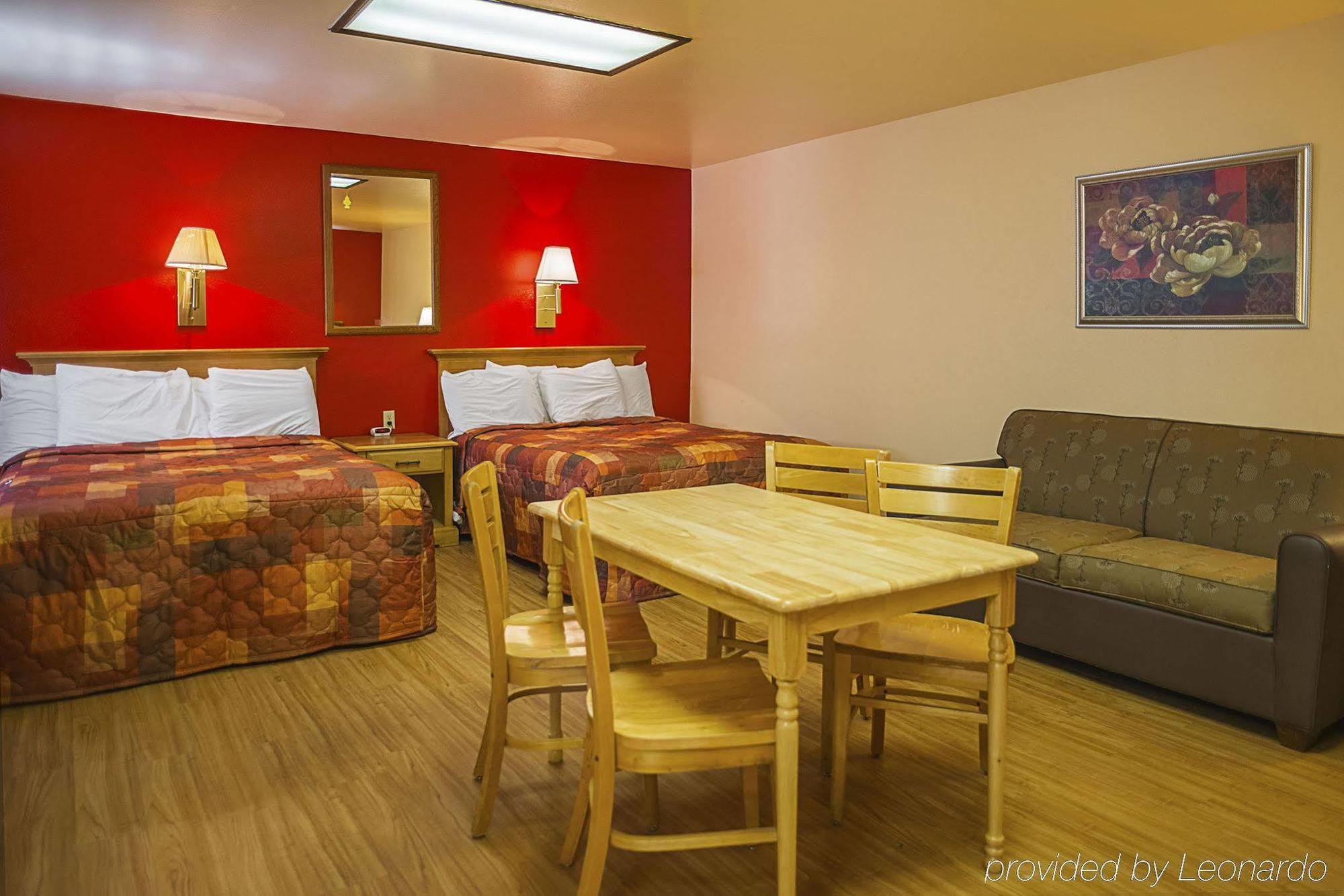 Rodeway Inn Buffalo Bagian luar foto